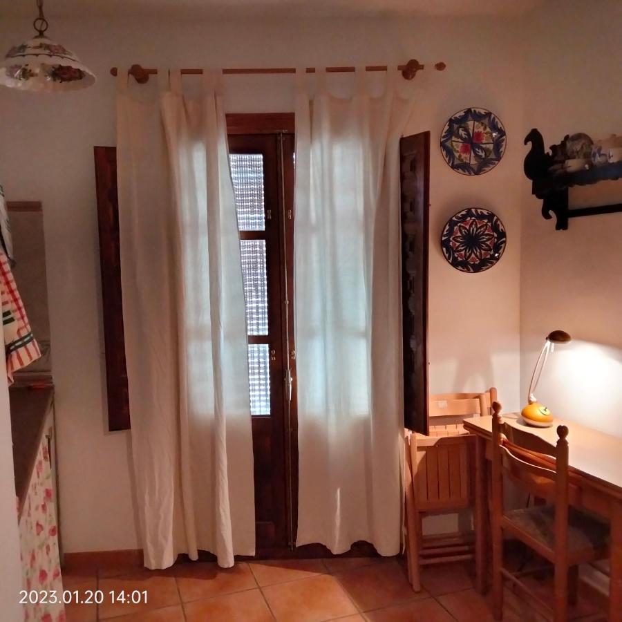 Apartamento Vacacional En La Alpujarra Laroles Luaran gambar