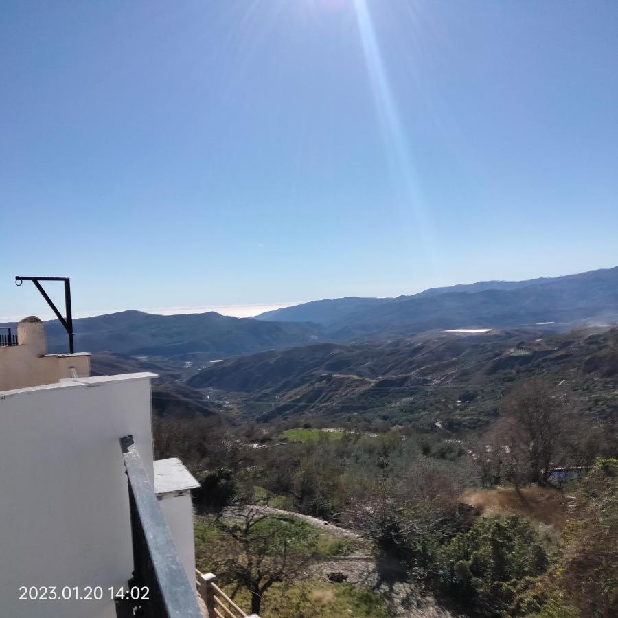 Apartamento Vacacional En La Alpujarra Laroles Luaran gambar